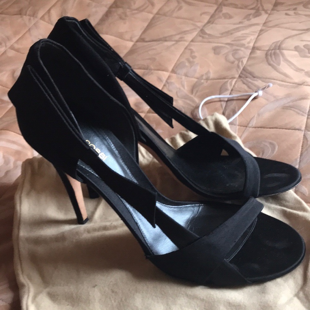 Silk shoes